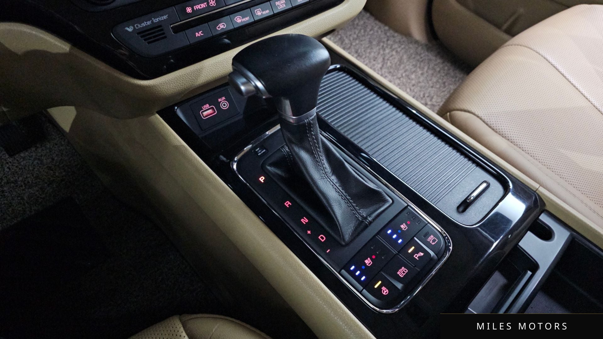 Kia Canival 2017 — миниатюра 12
