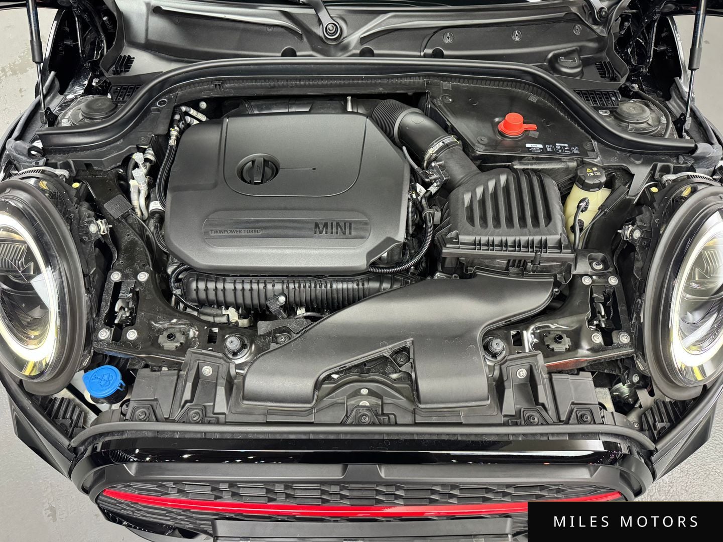 MINI Cooper Convertible 2024 — миниатюра 6