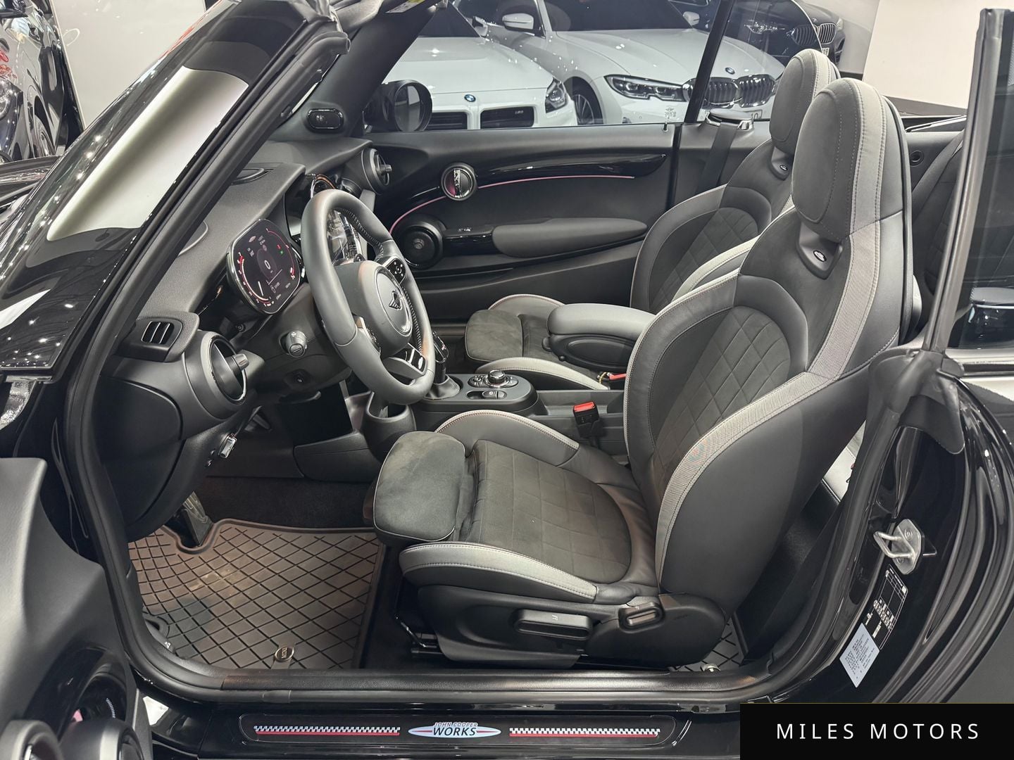 MINI Cooper Convertible 2024 — миниатюра 10