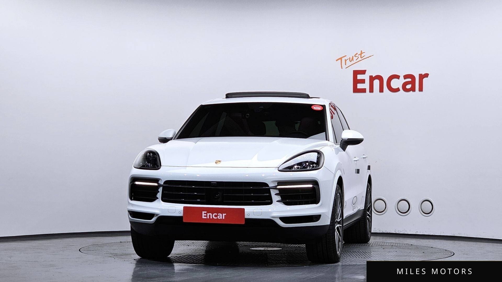 Porsche Cayenne 2021 — миниатюра 3