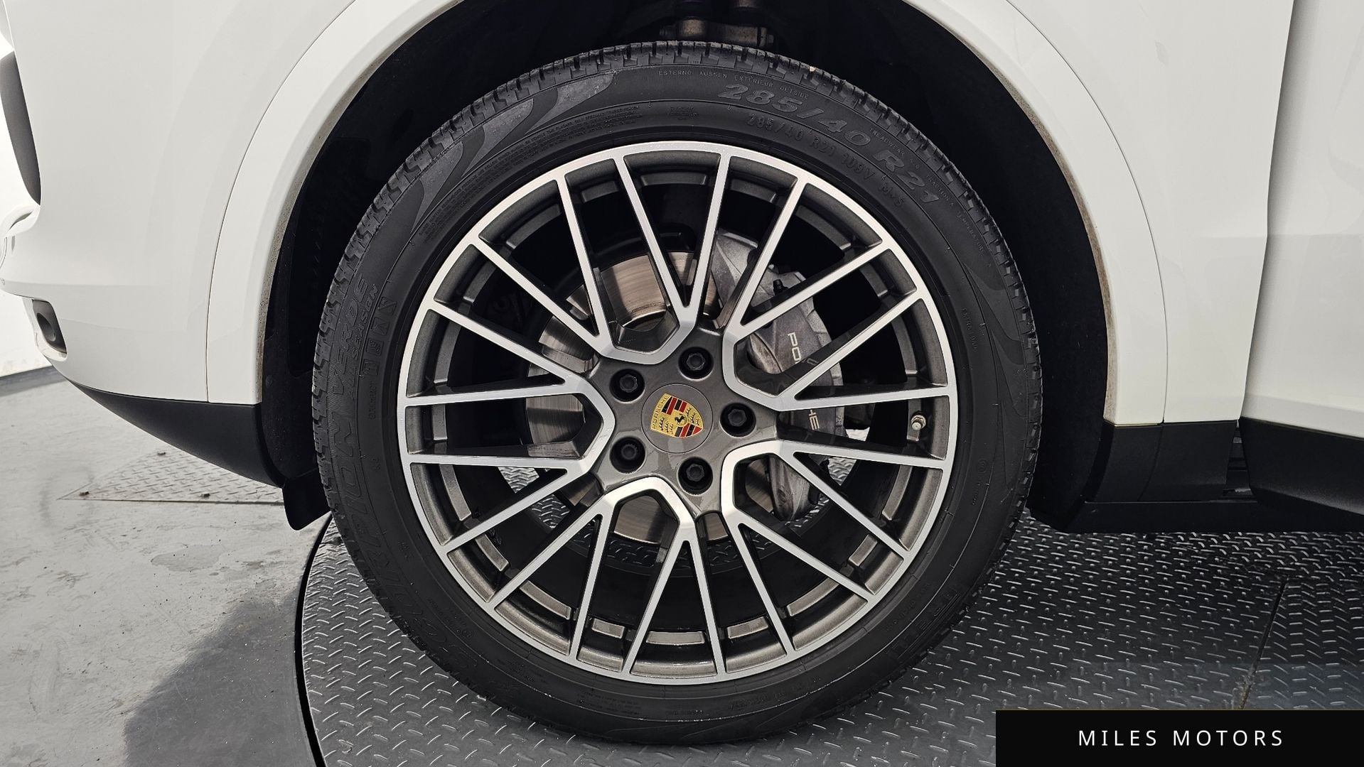 Porsche Cayenne 2021 — миниатюра 5