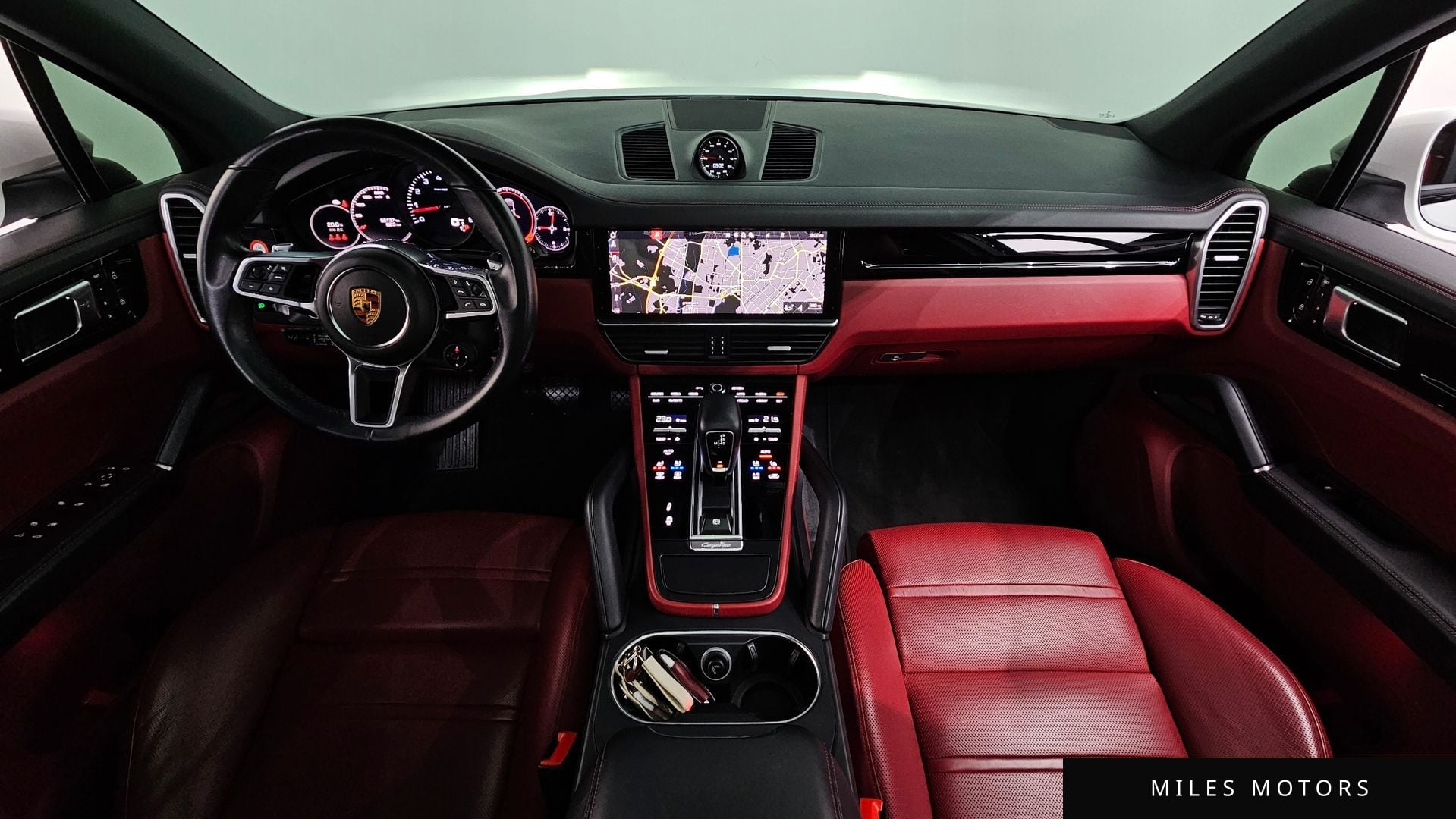 Porsche Cayenne 2021 — миниатюра 7