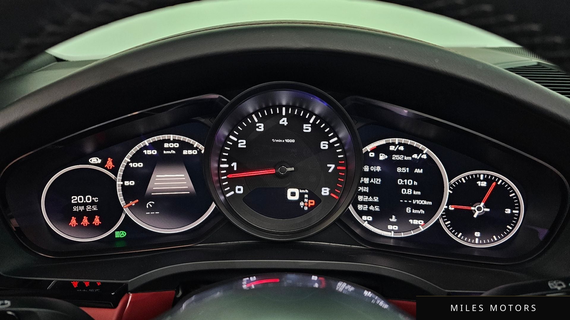 Porsche Cayenne 2021 — миниатюра 8