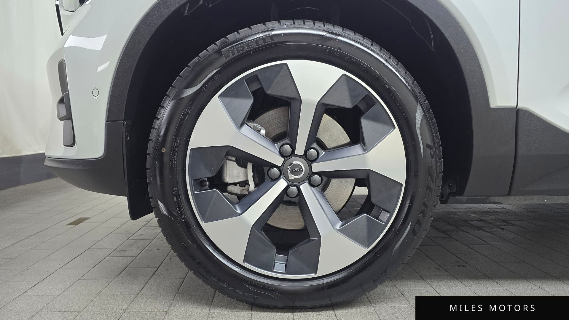 Volvo XC40 2025 — миниатюра 5