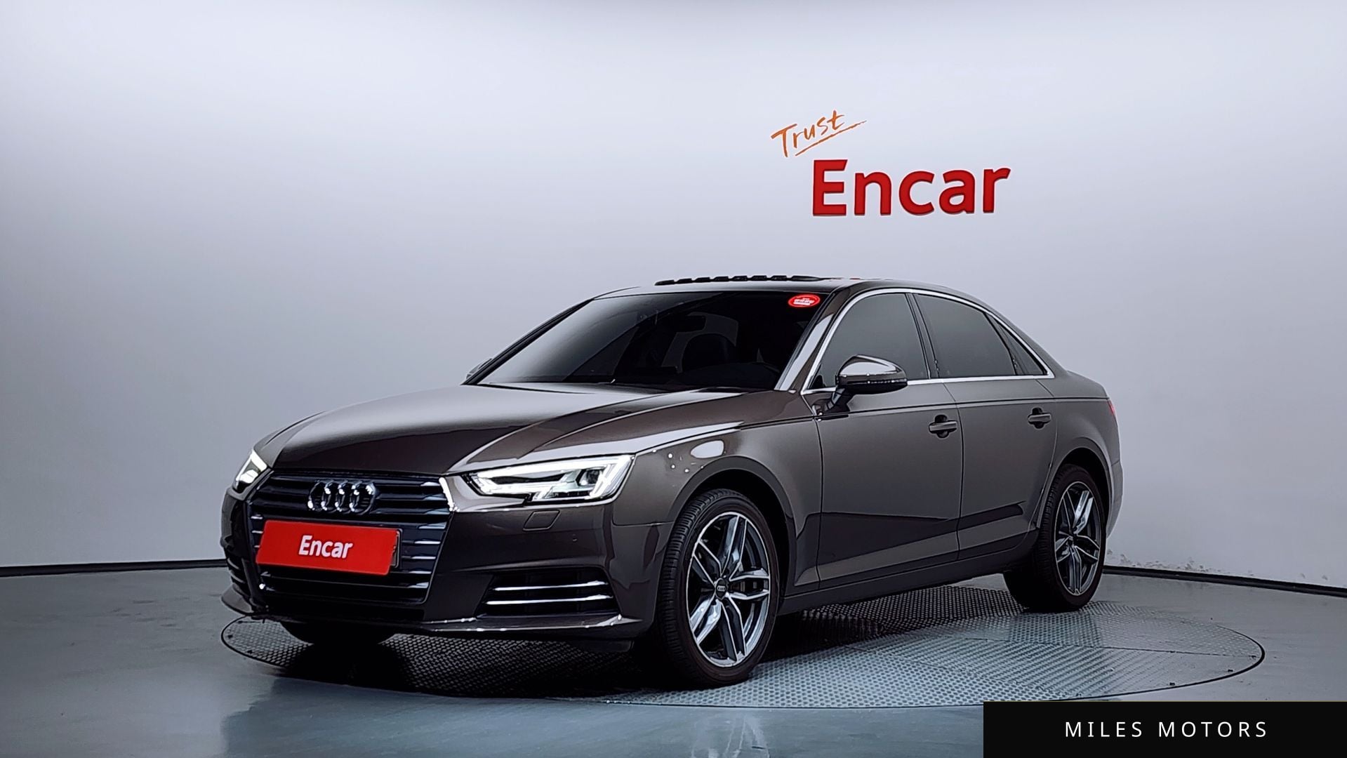 Audi A4 (B9) 2018 — фото 1 из 12