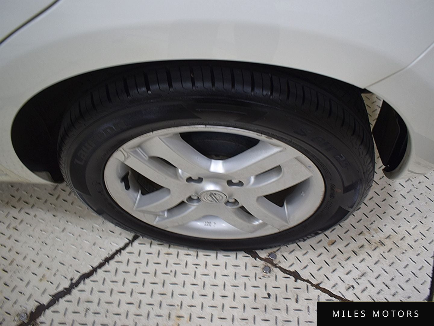 Nissan Cube 2012 — миниатюра 7