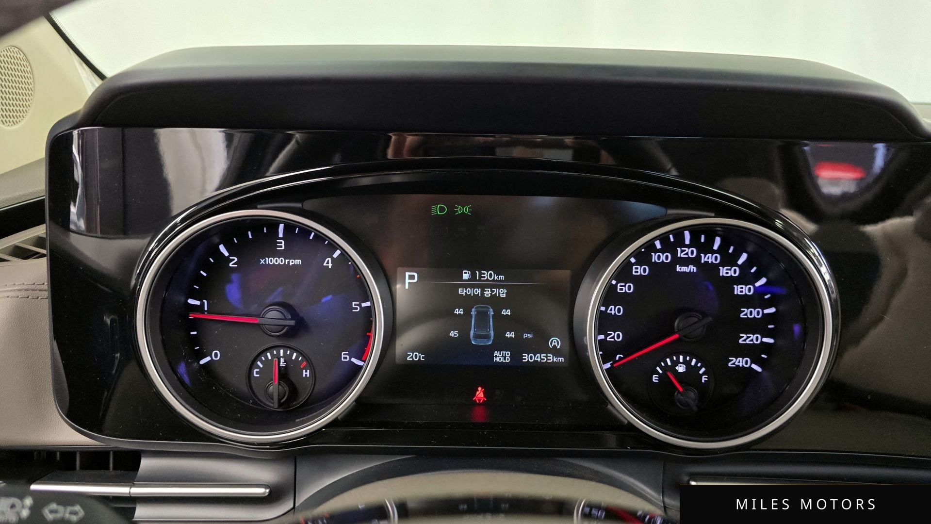 Kia Carnival 2021 — миниатюра 11