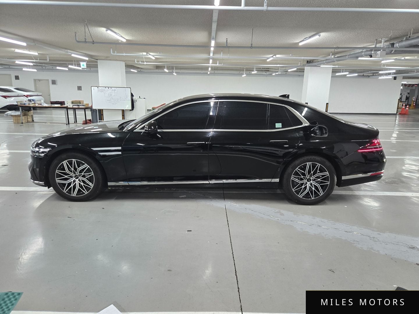 Genesis G90 (RS4) 2023 — миниатюра 5