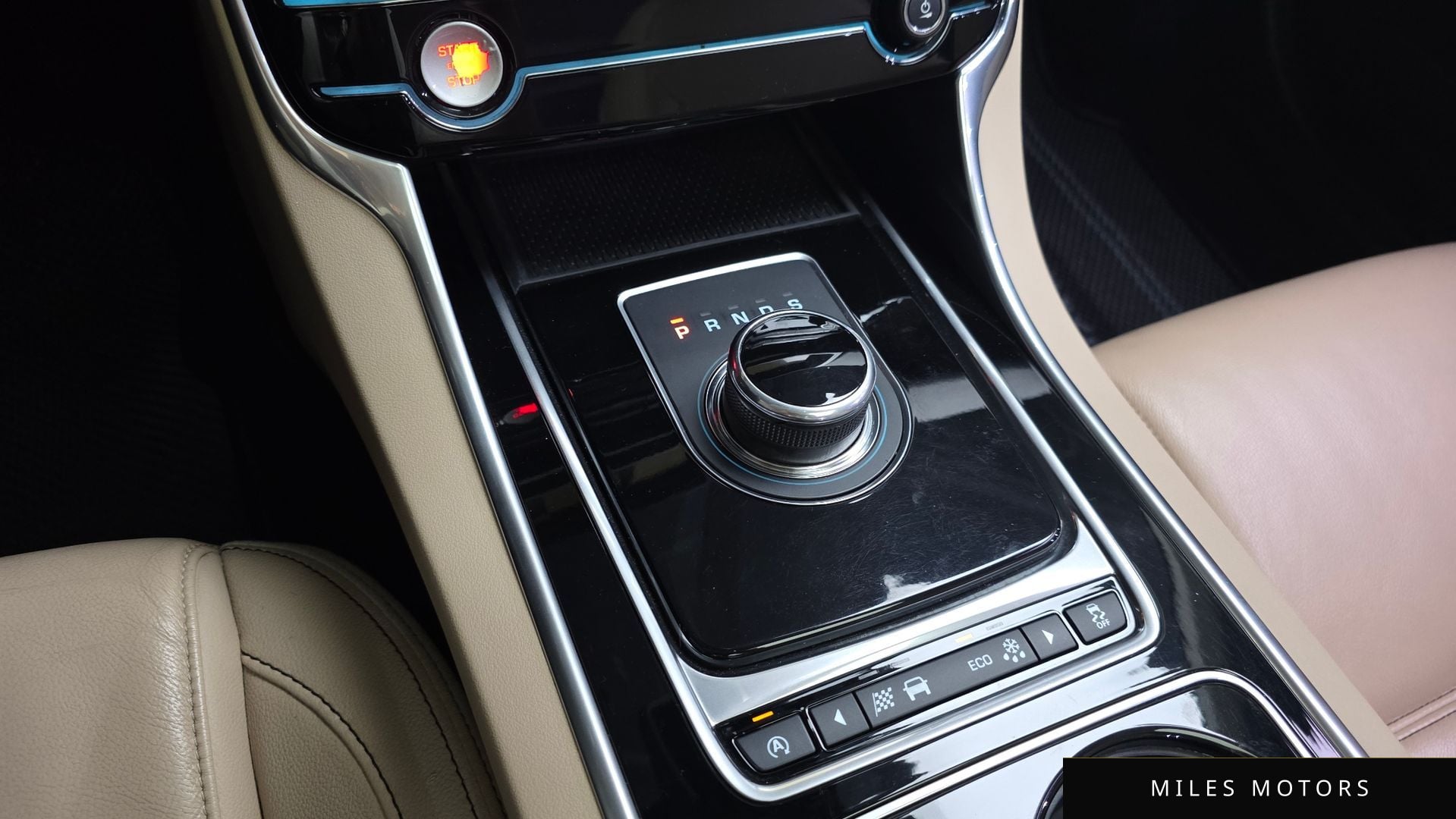 Jaguar XE 2017 — миниатюра 9