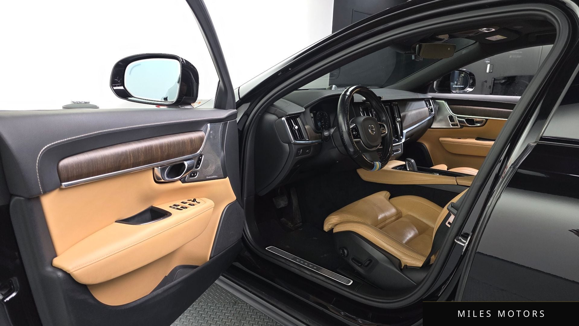 Volvo V90 2021 — миниатюра 10