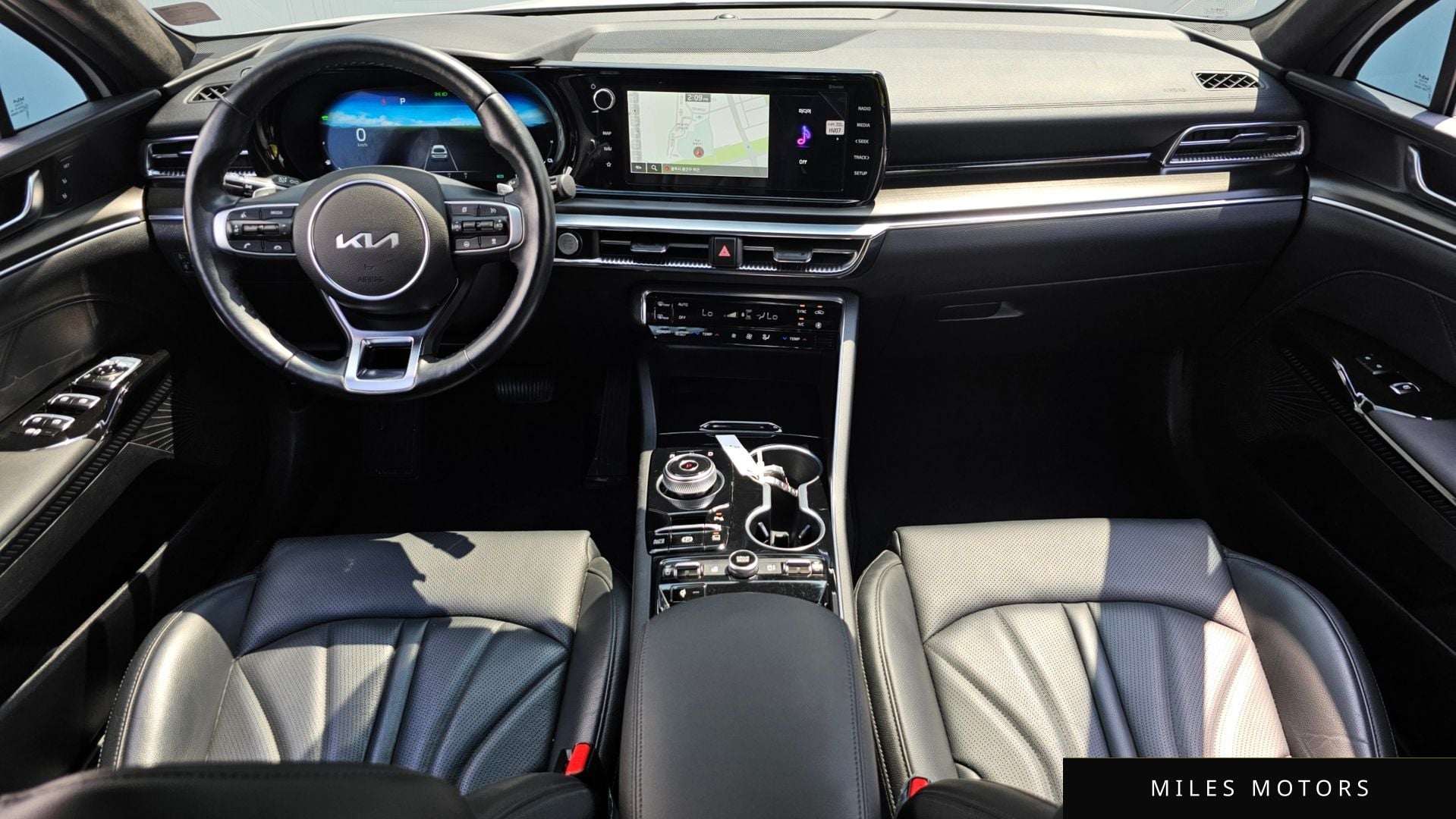 Kia K5 2023 — миниатюра 10