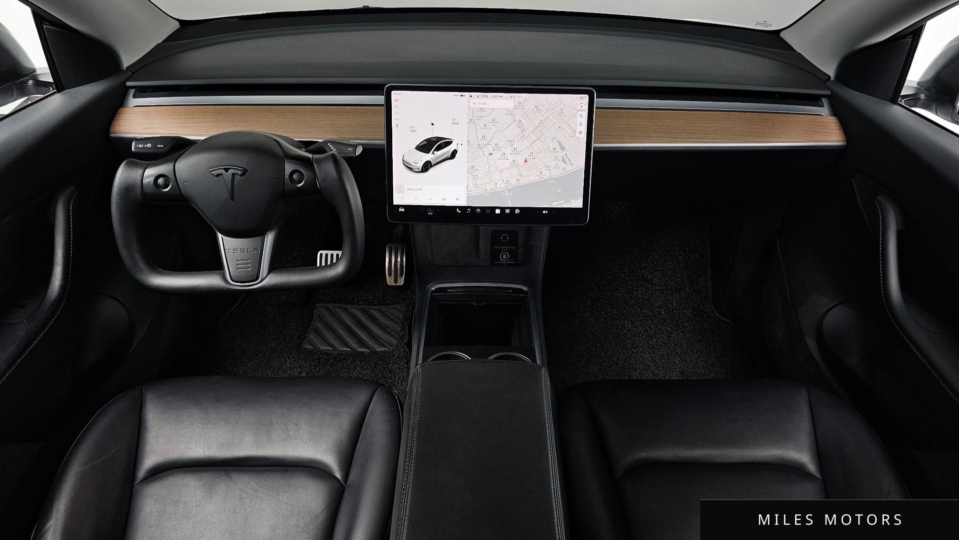 Tesla Model Y 2021 — миниатюра 9
