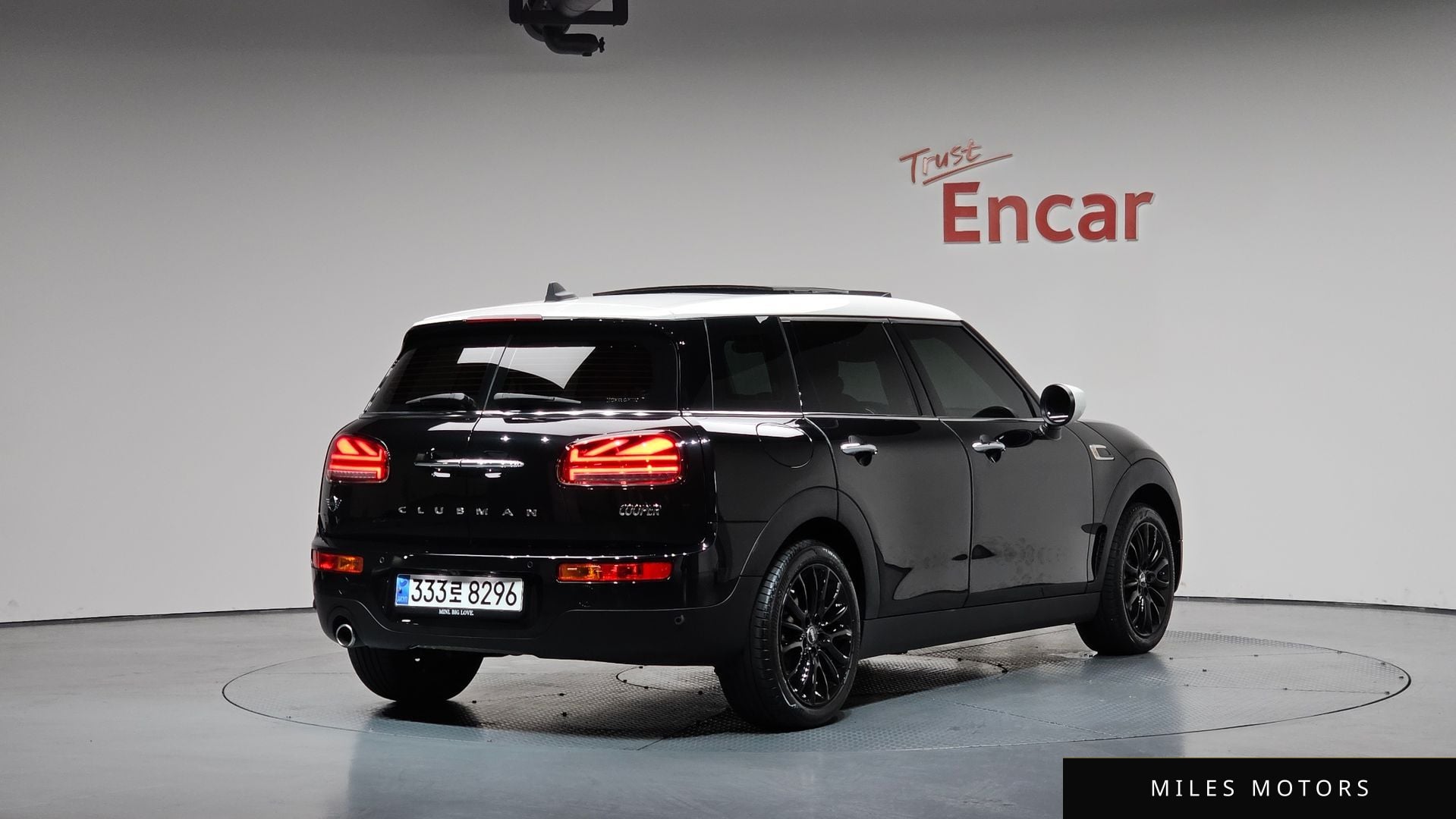 MINI Clubman 2023 — фото 1 из 12