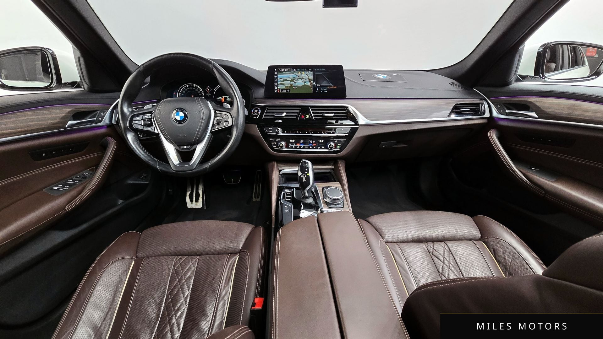 BMW 5 Series (G30) 2018 — миниатюра 10