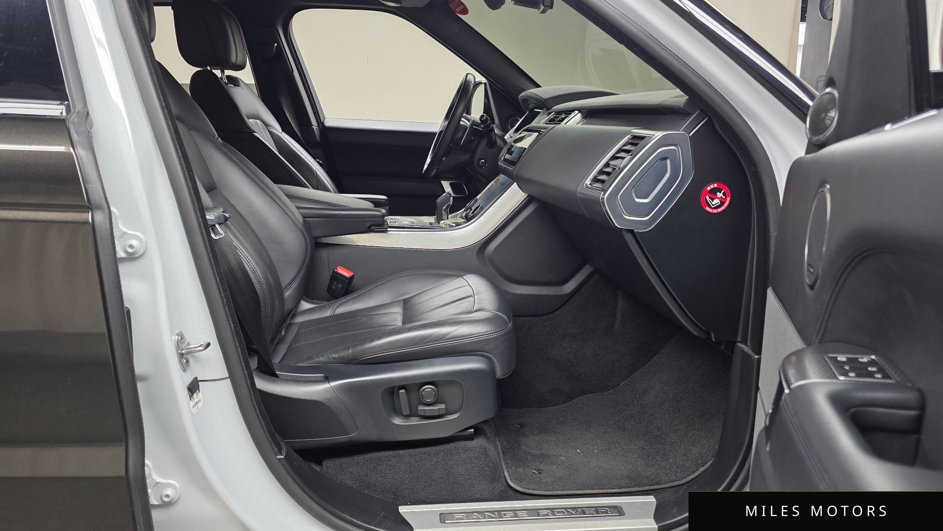 Land Rover Range Rover Sport 2019 — миниатюра 11