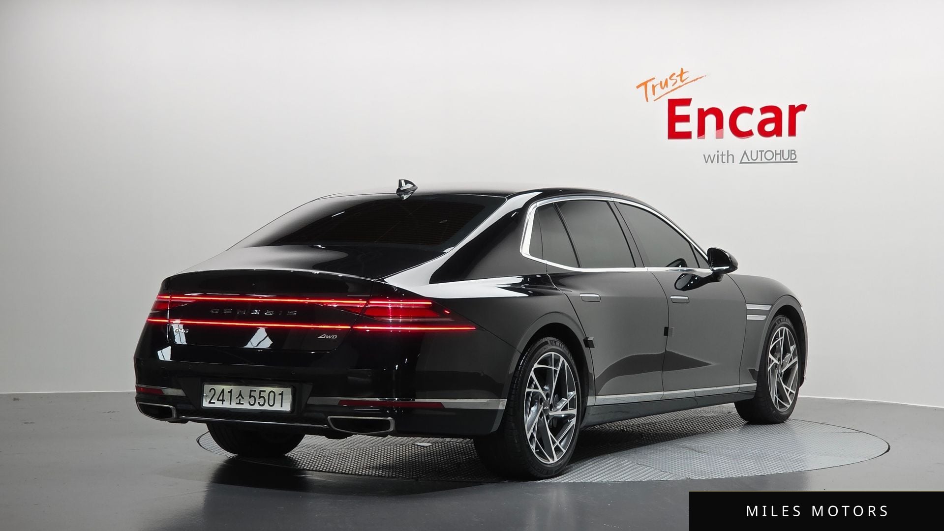 Genesis G90 (RS4) 2022 — миниатюра 2