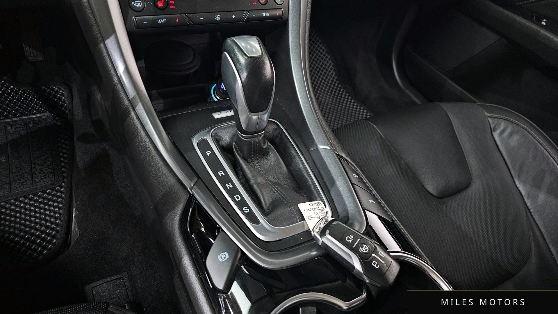 Ford Mondeo 2017 — миниатюра 9