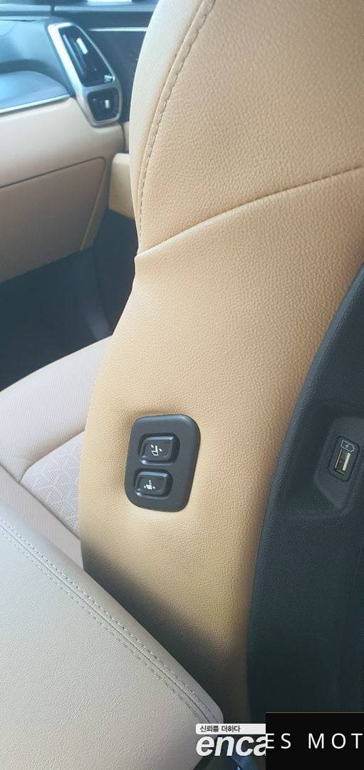 Kia Sorento 2022 — миниатюра 11