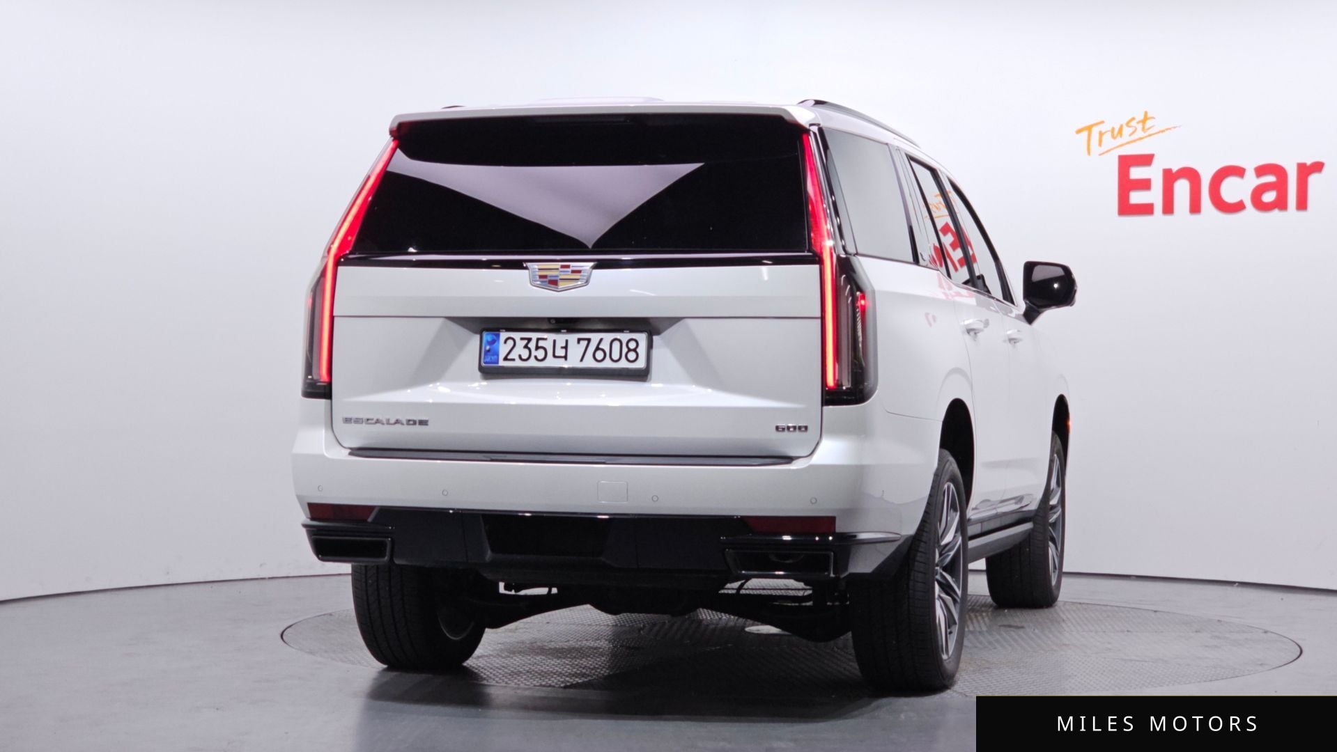 Cadillac Escalade 2021 — миниатюра 4