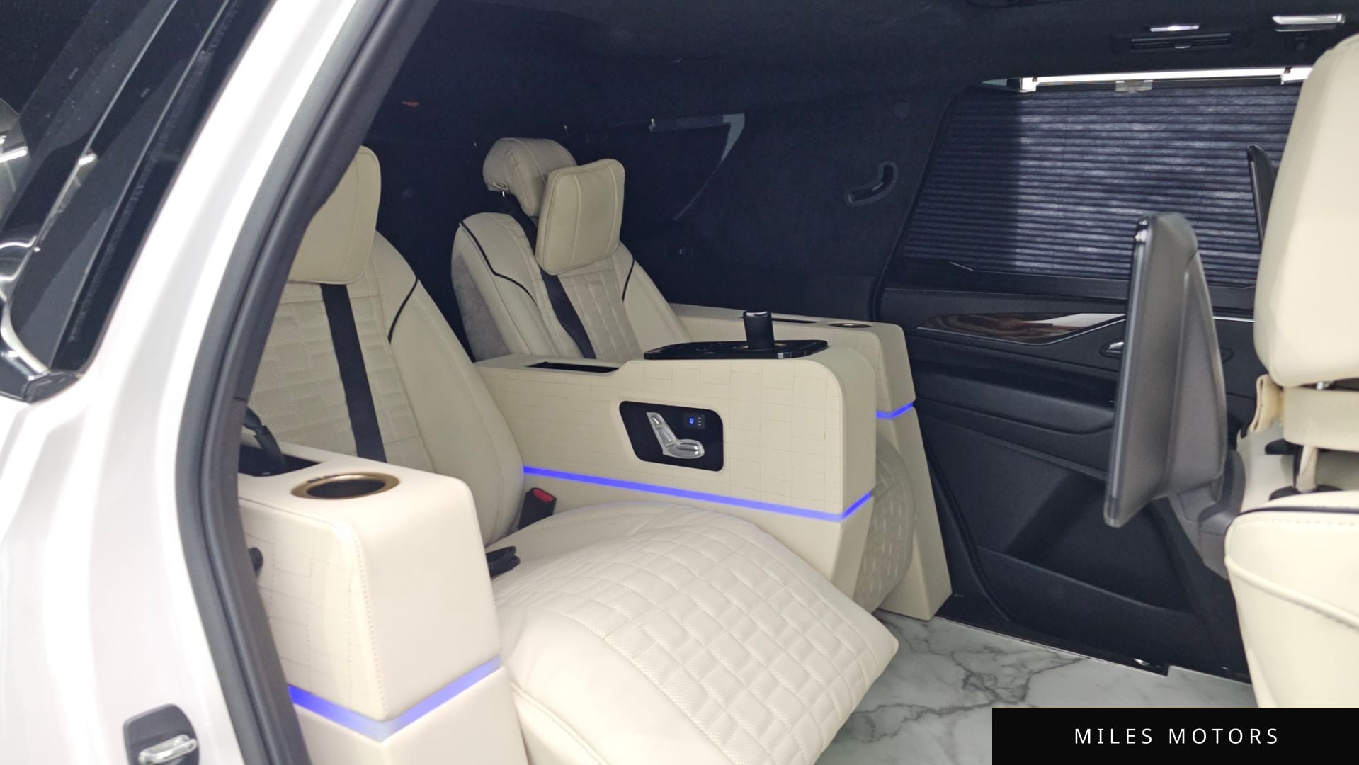 Cadillac Escalade 2021 — миниатюра 12