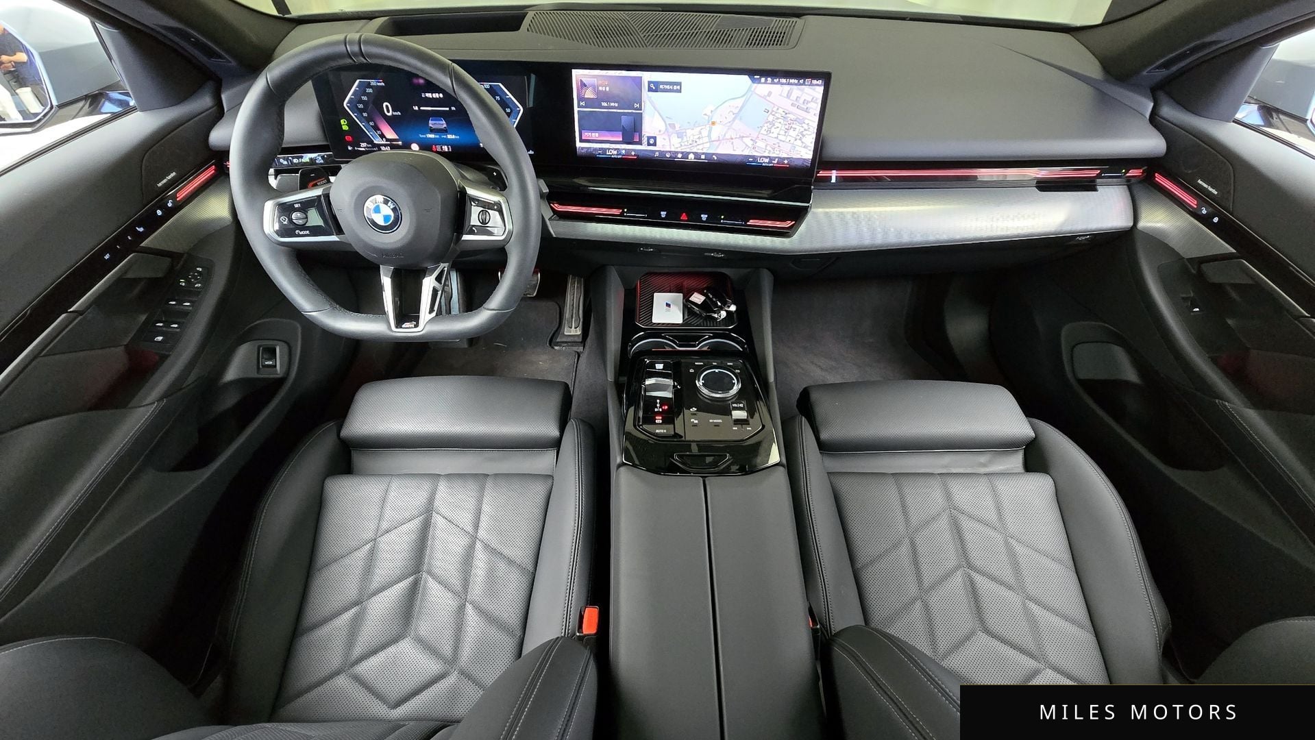 BMW 5 Series (G60) 2024 — миниатюра 10