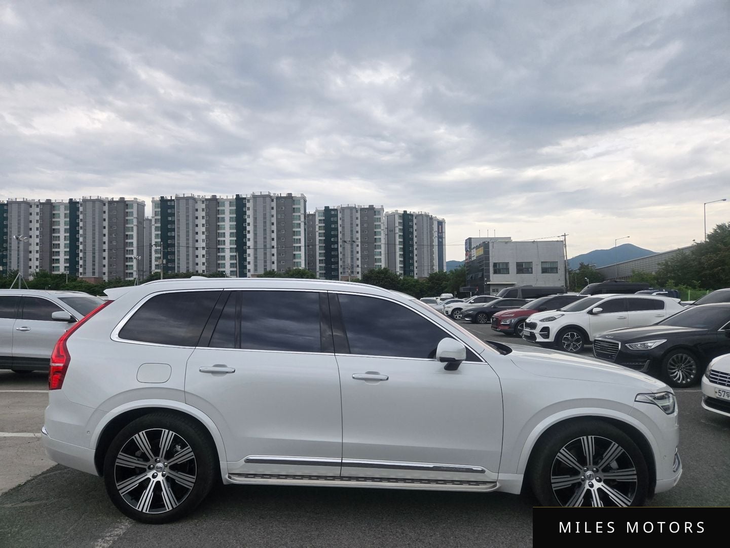 Volvo XC90 2023 — миниатюра 4