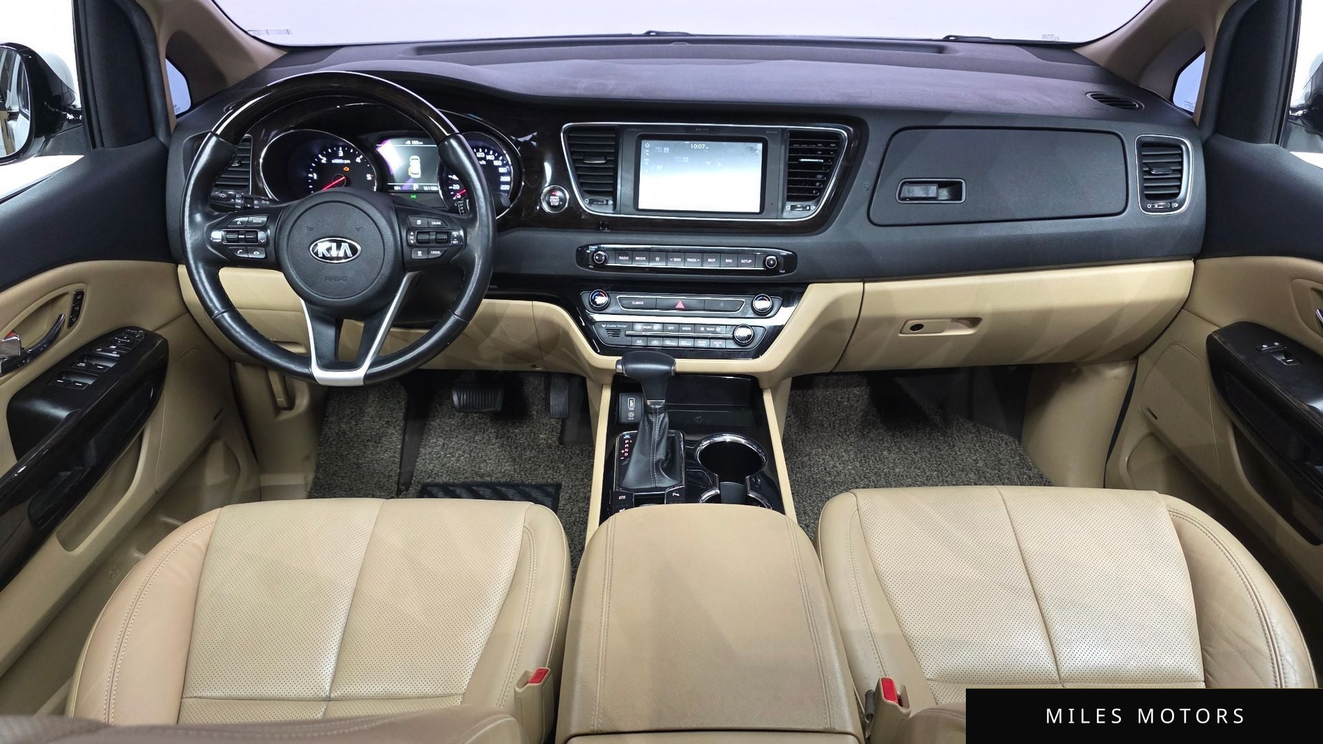 Kia Canival 2019 — миниатюра 8