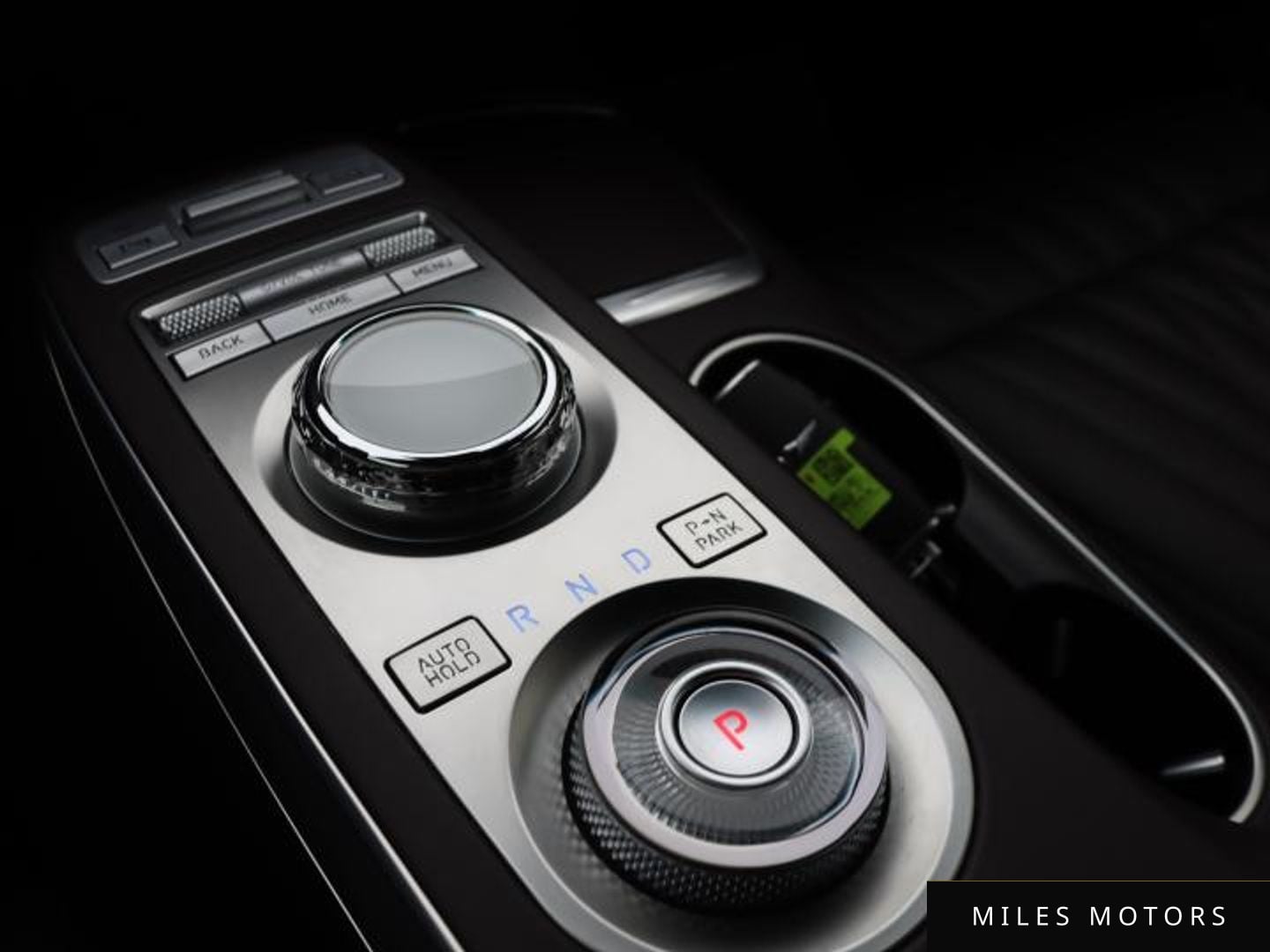 Genesis GV70 2023 — миниатюра 8