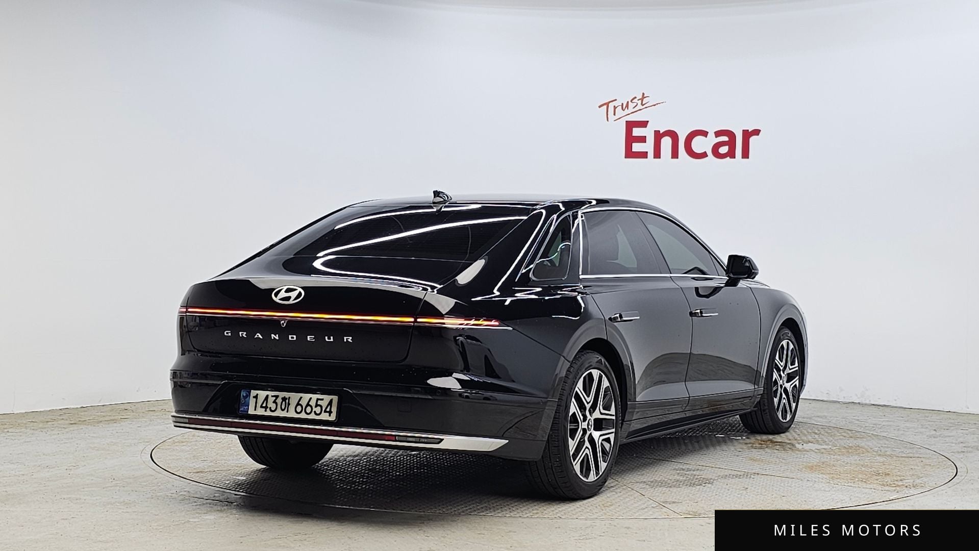 Hyundai Grandeur 2023 — миниатюра 2