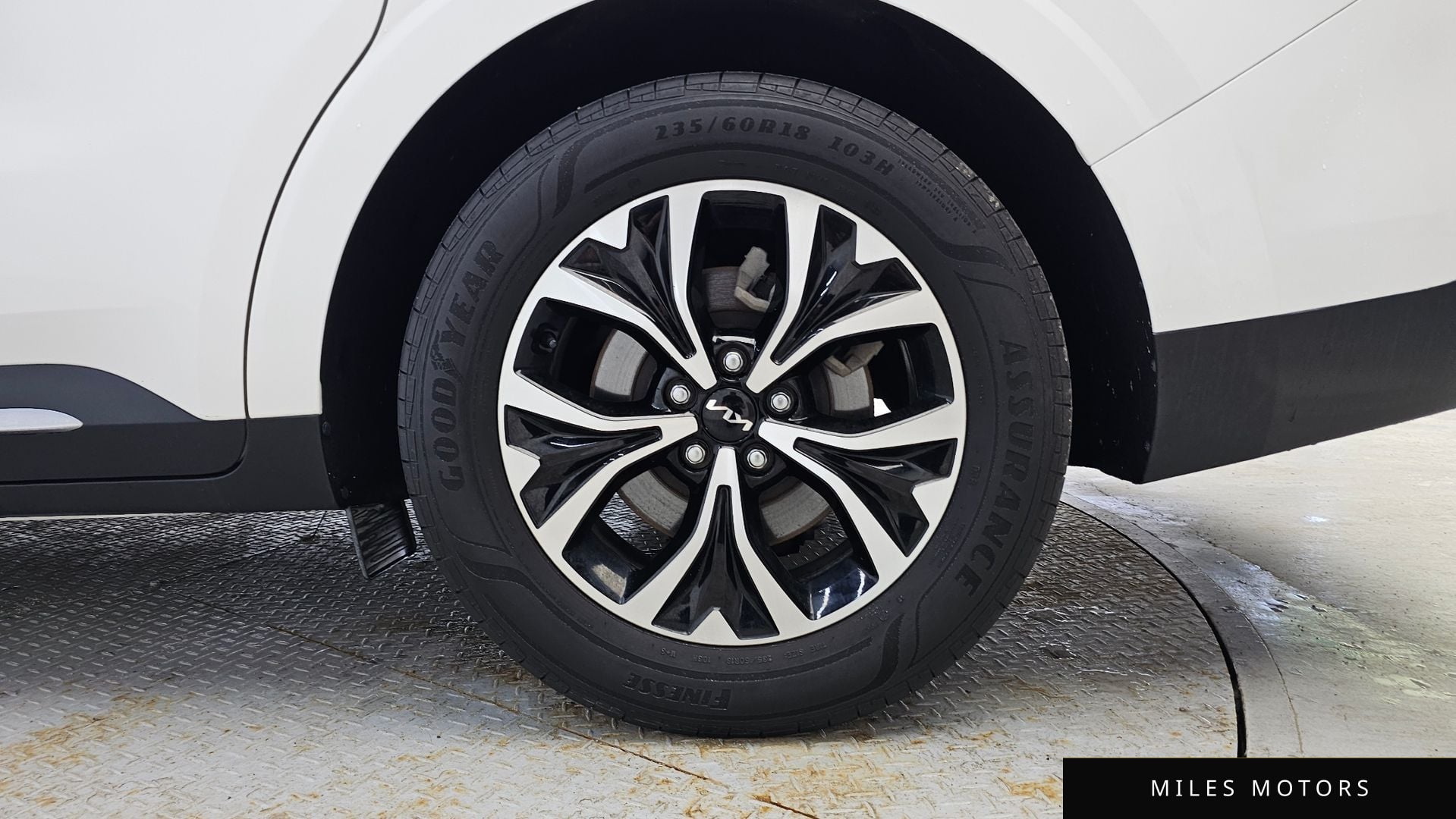 Kia Carnival 2023 — миниатюра 7