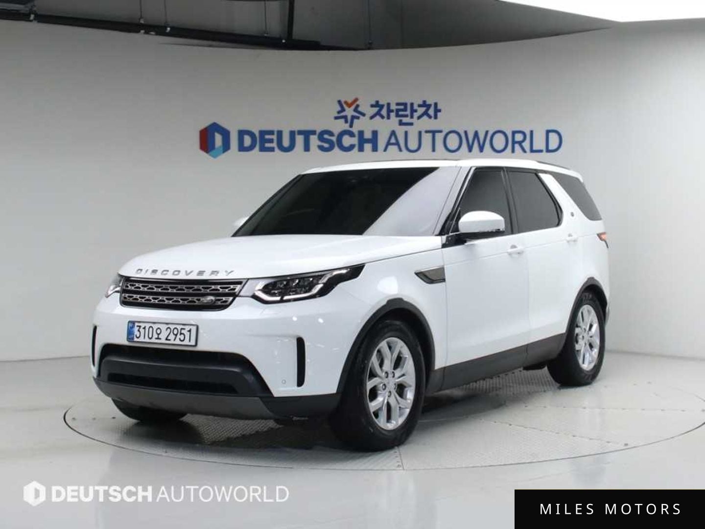 Land Rover Discovery 2020 — фото 1 из 12