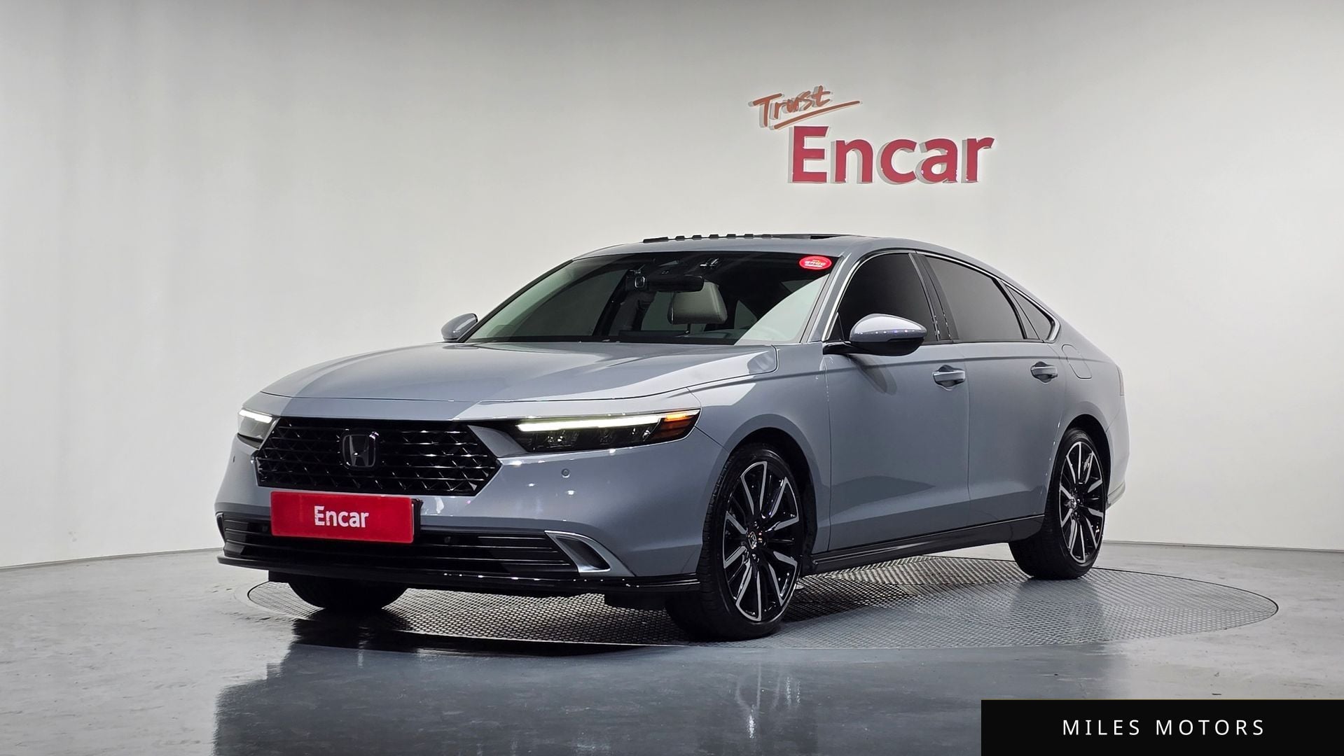 Honda Accord 2023 — фото 1 из 12