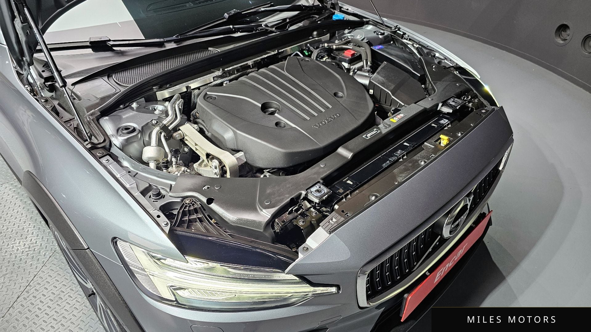Volvo V60 2021 — миниатюра 6