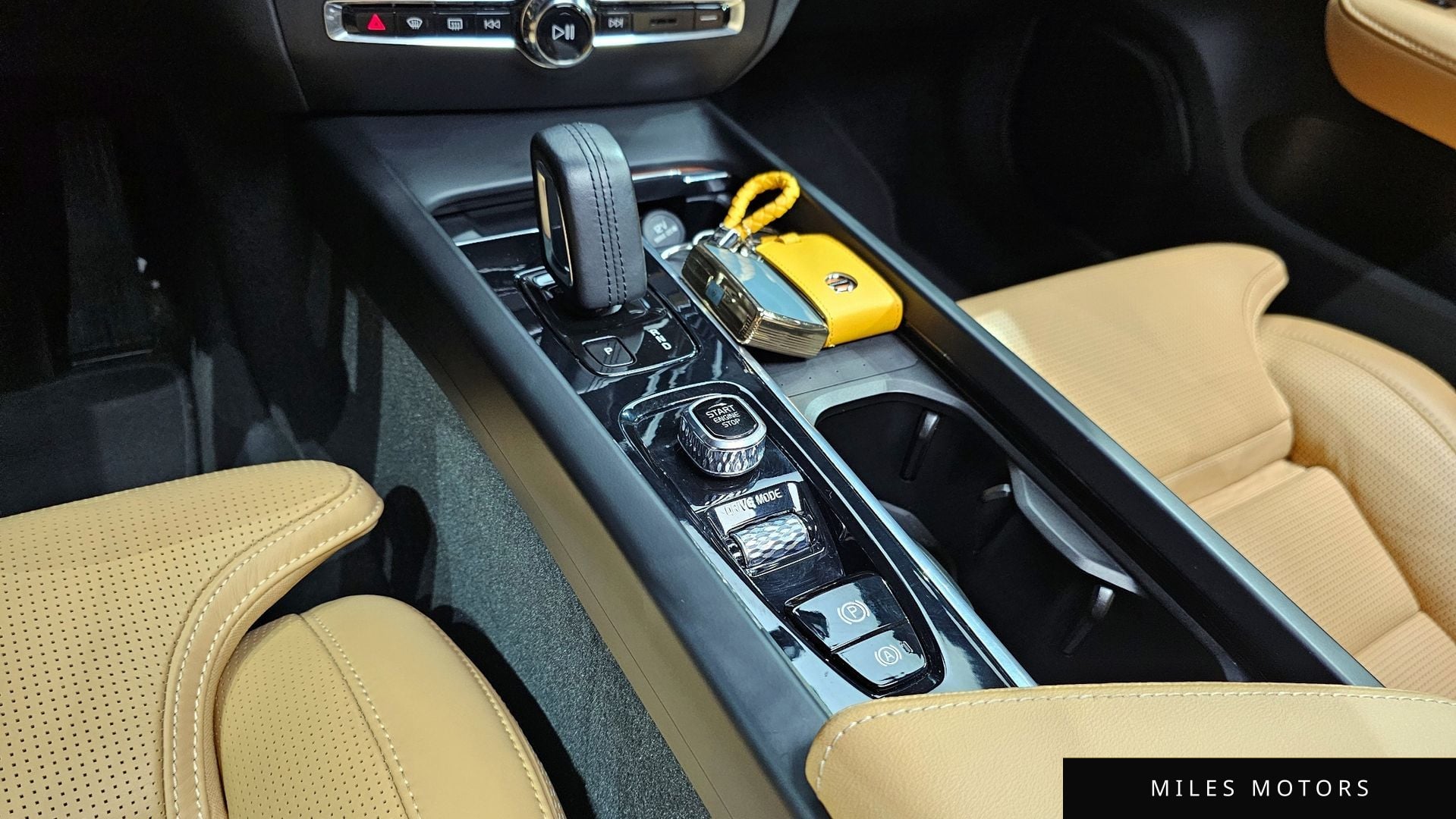 Volvo V60 2021 — миниатюра 9