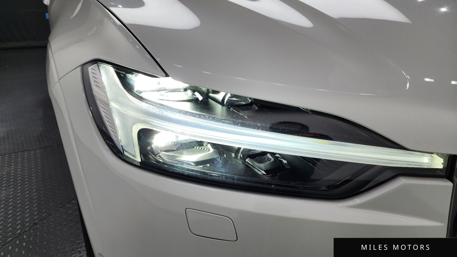 Volvo XC60 2021 — миниатюра 8