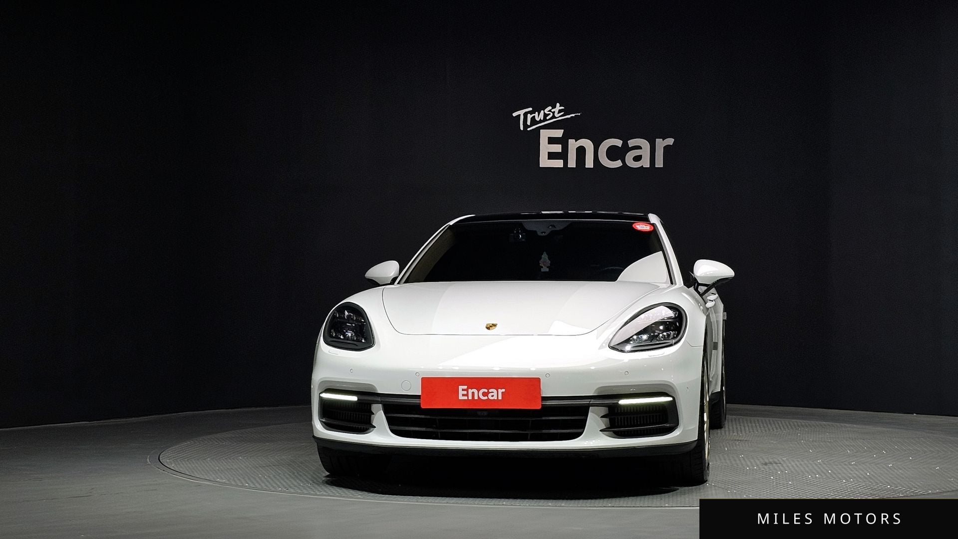 Porsche Panamera 2020 — миниатюра 3