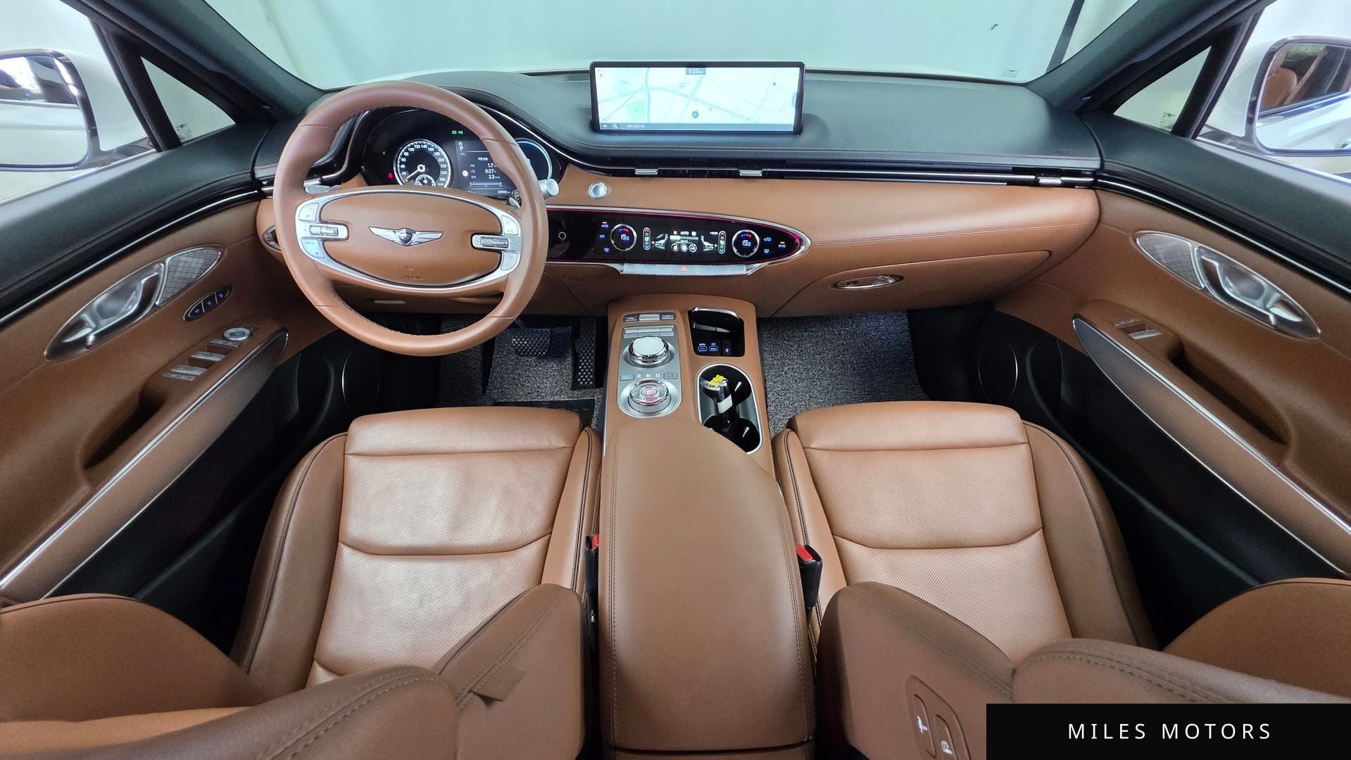 Genesis GV70 2023 — миниатюра 10
