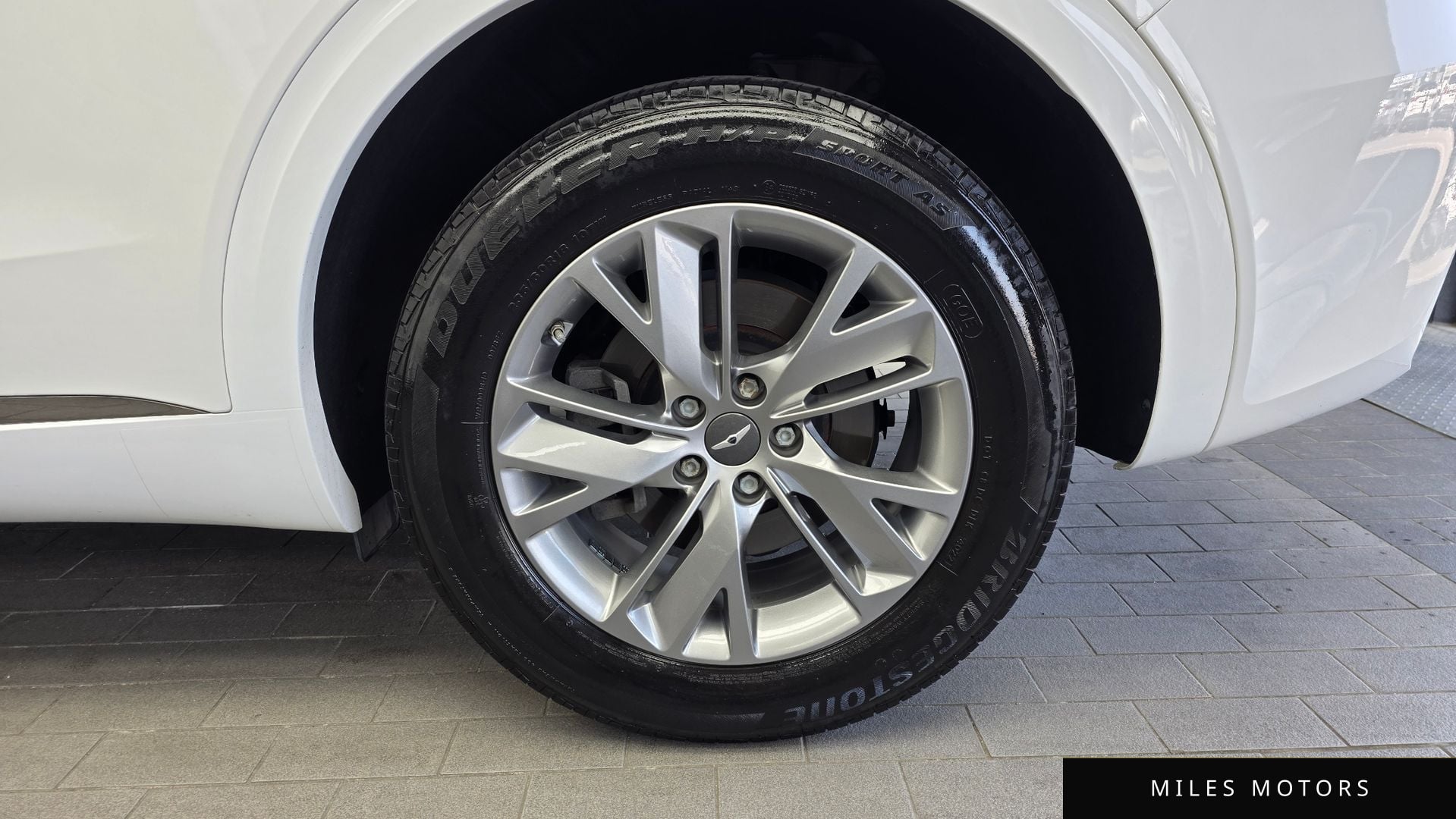 Genesis GV70 2023 — миниатюра 7