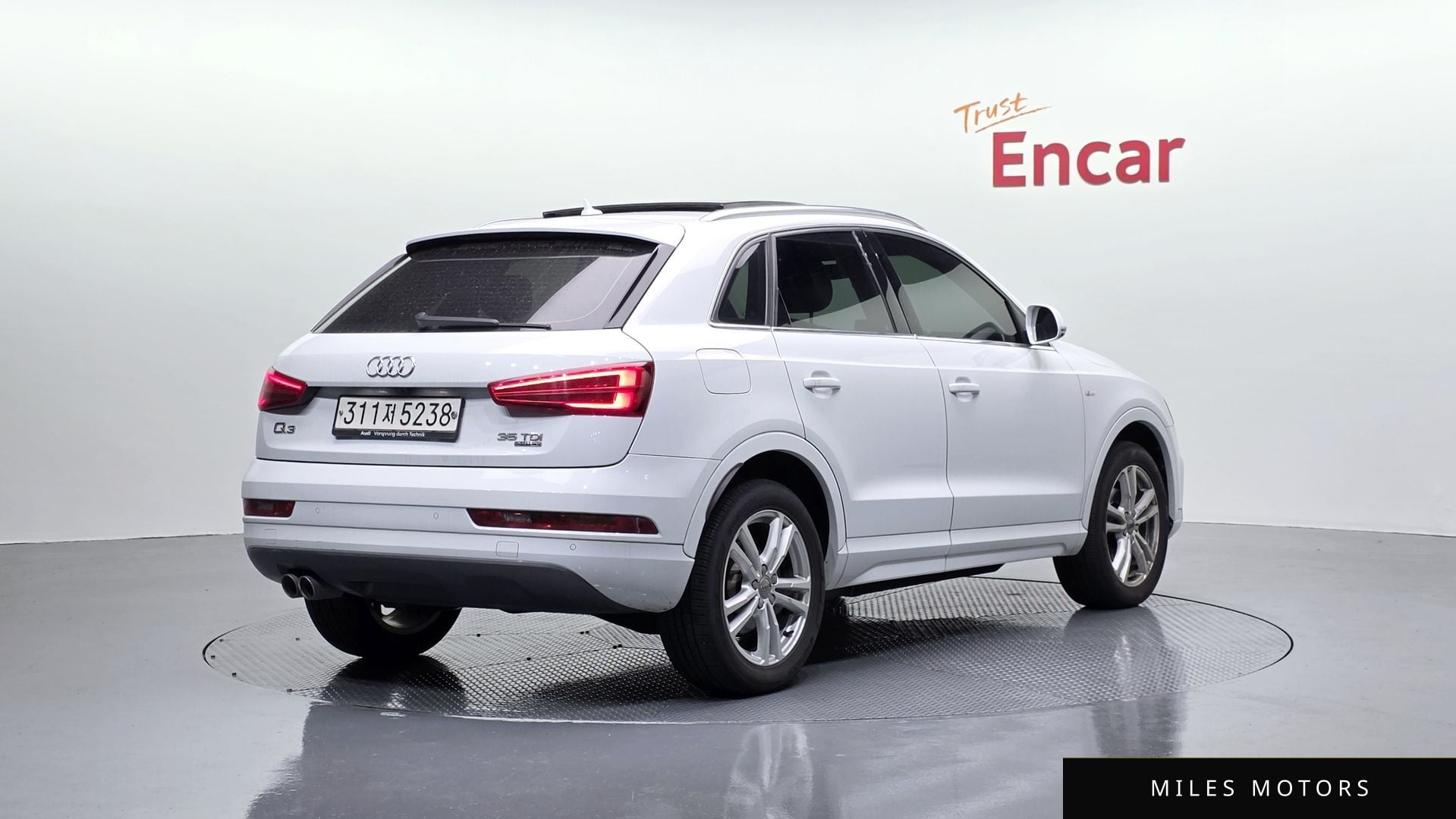 Audi Q3 2016 — миниатюра 2