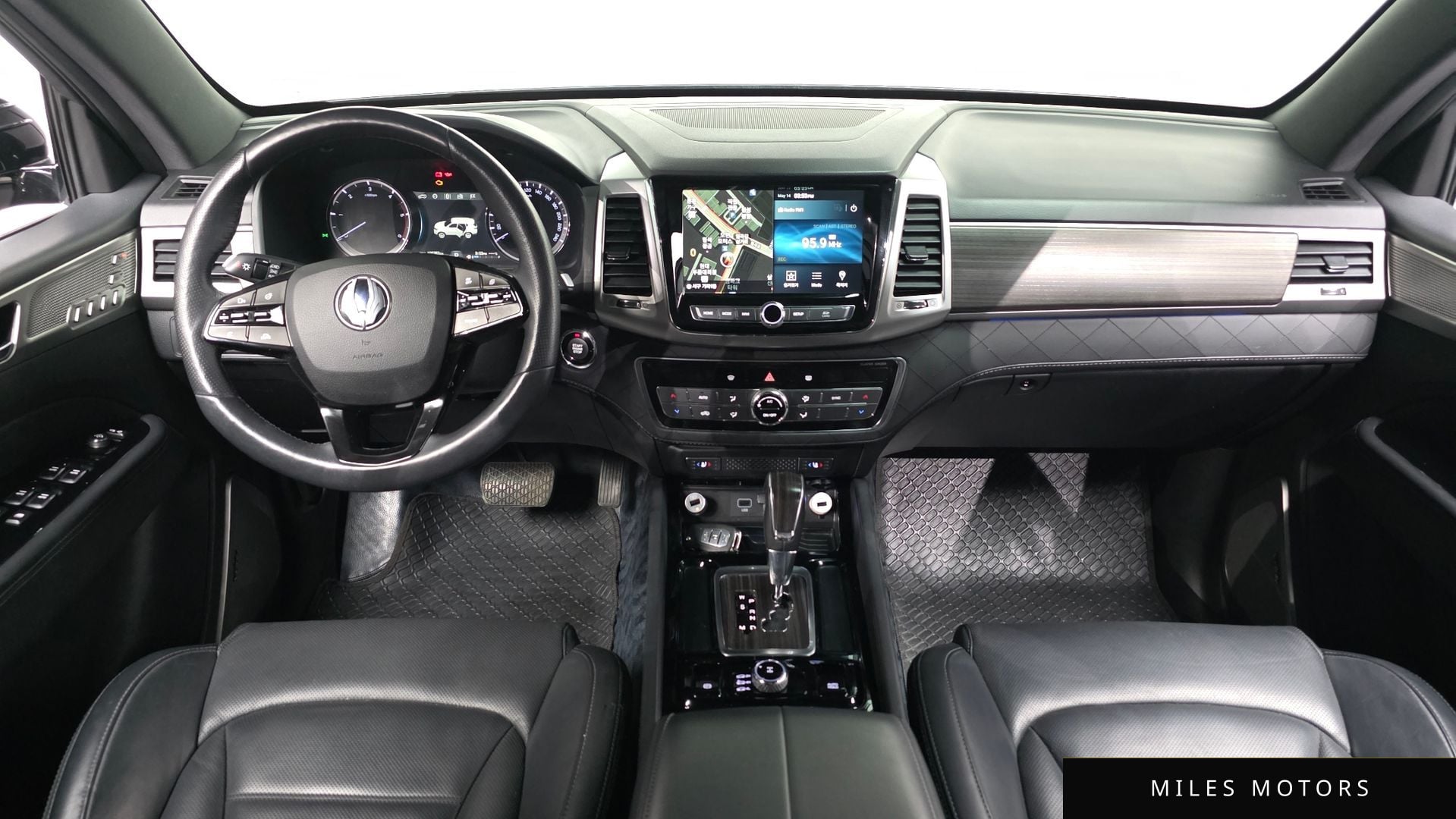KG Mobility Rexton 2018 — миниатюра 10