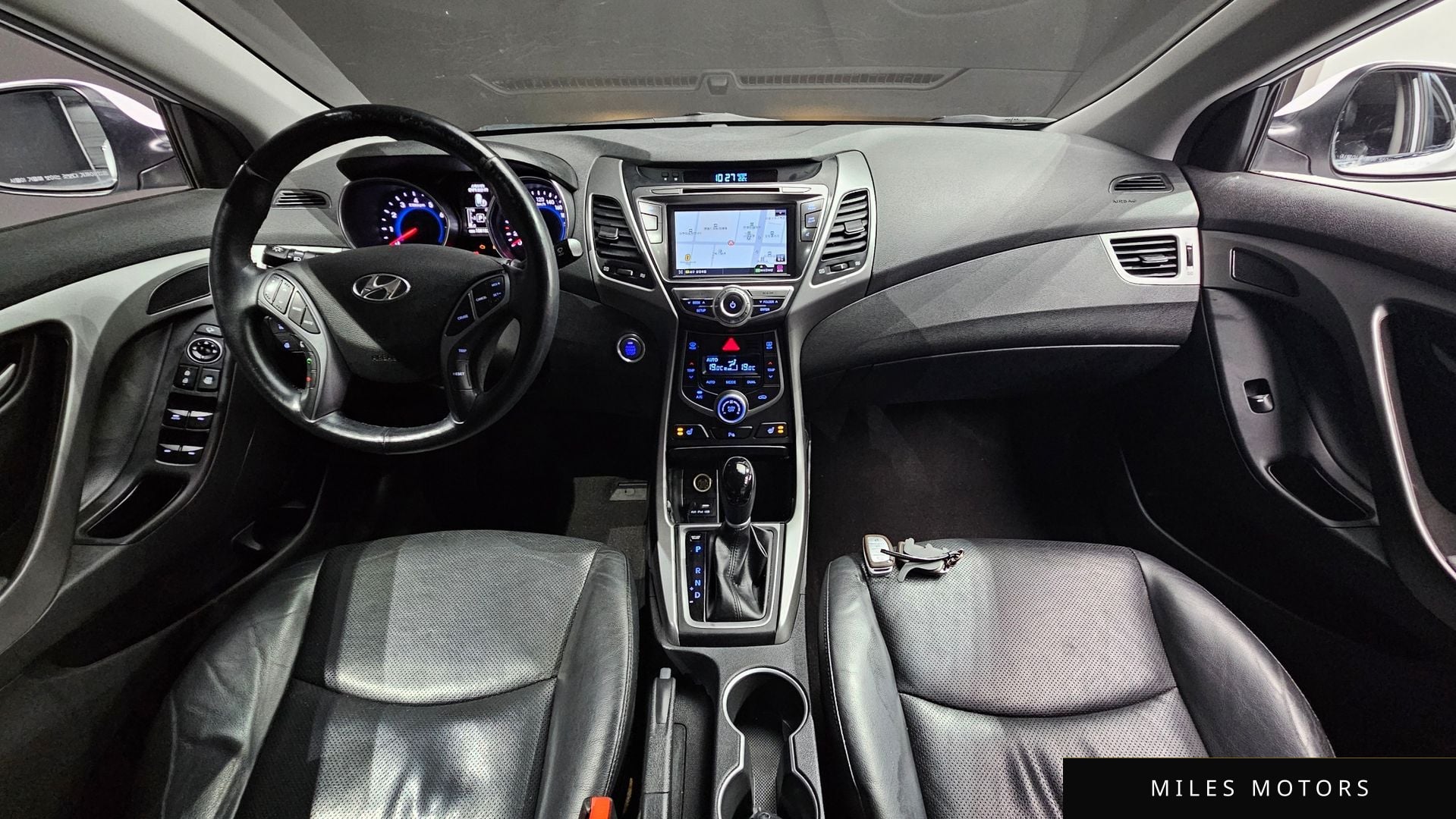 Hyundai AVANTE 2016 — миниатюра 10