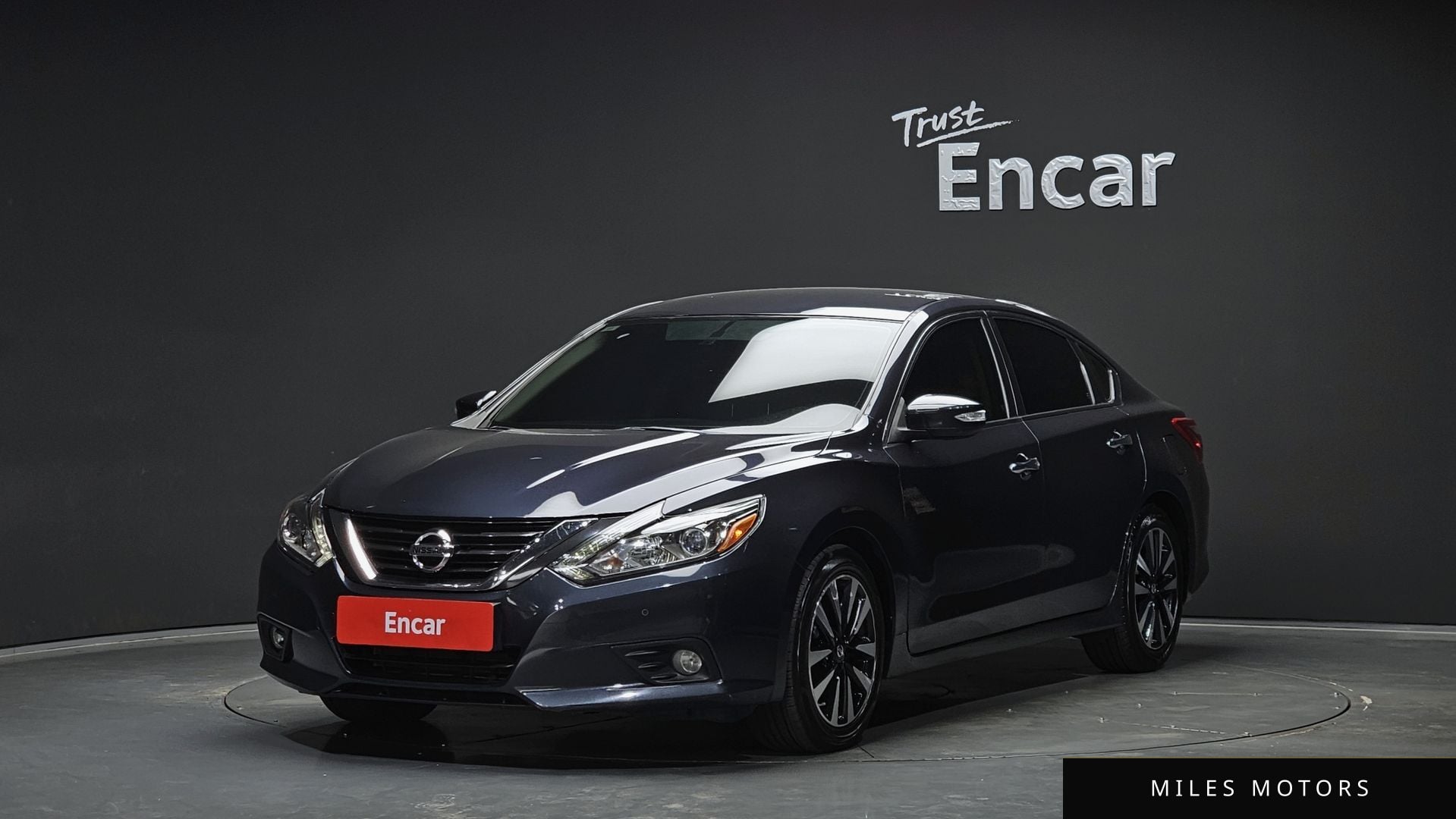 Nissan Altima 2018 — фото 1 из 12