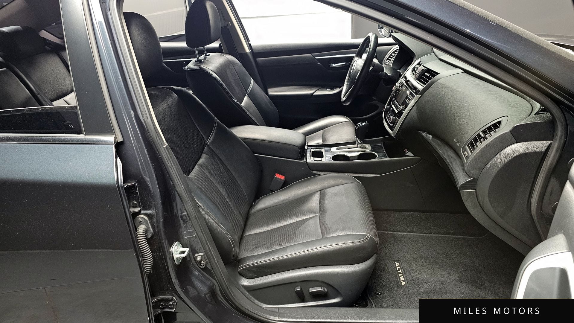 Nissan Altima 2018 — миниатюра 10