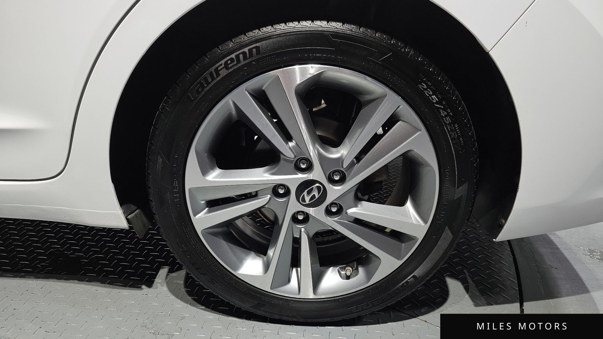 Hyundai AVANTE 2018 — миниатюра 7
