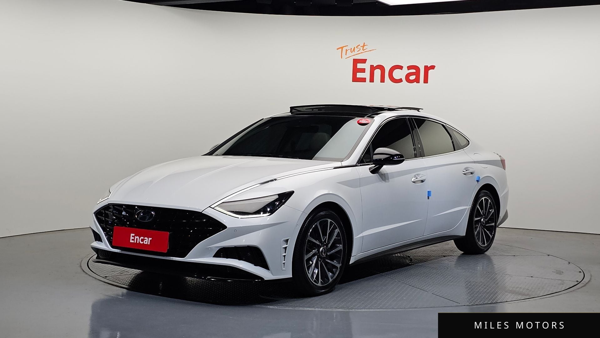 Hyundai Sonata 2020 — фото 1 из 12