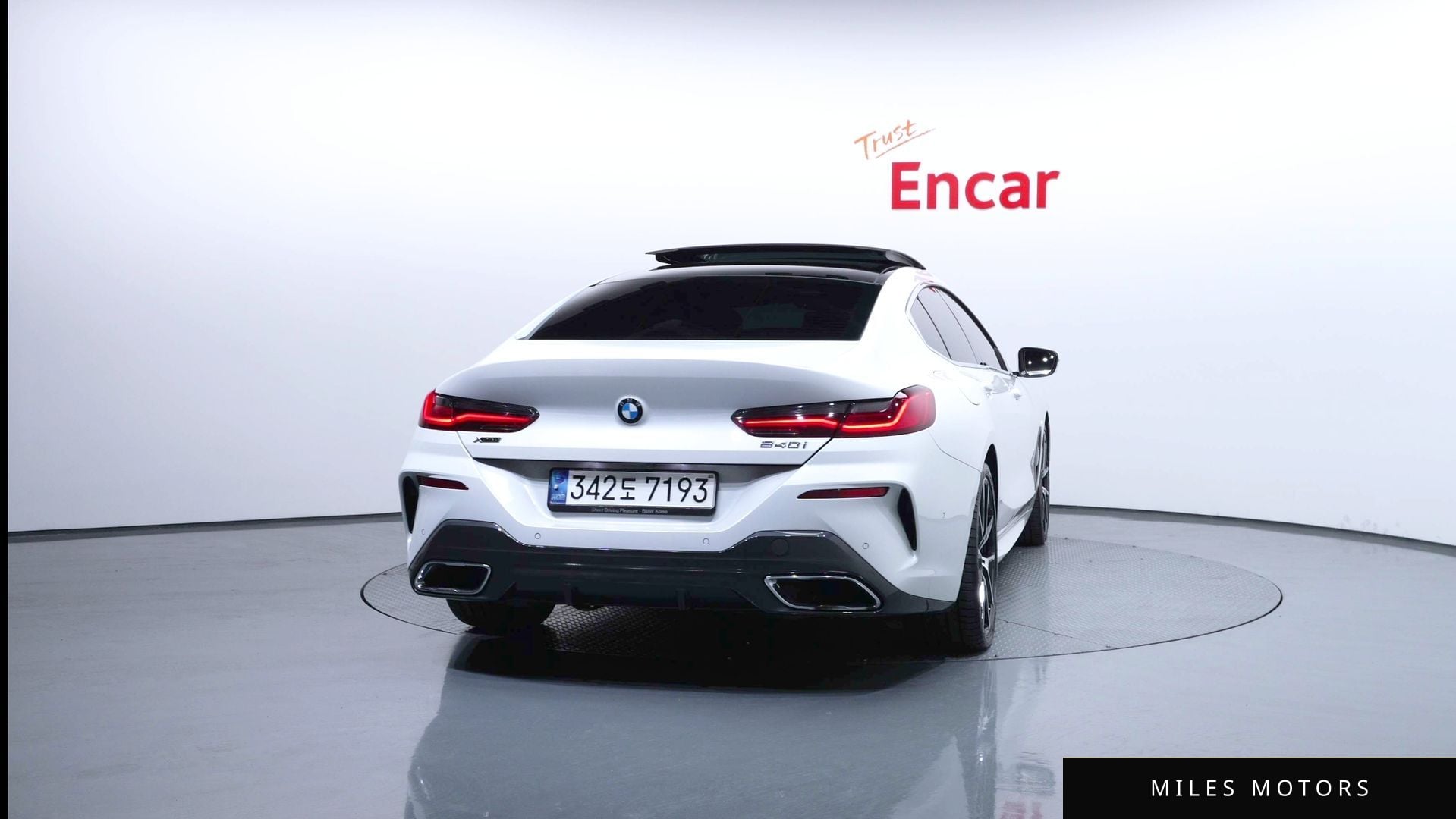 BMW 8 Series (G15) 2022 — миниатюра 4