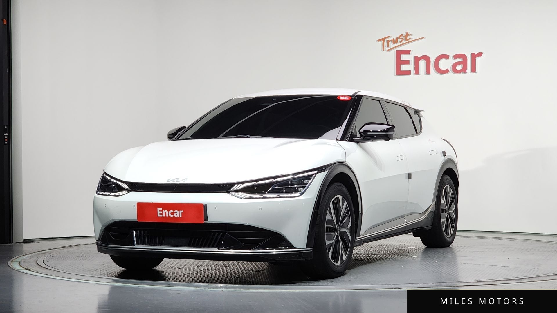 Kia EV6 2022 — фото 1 из 12