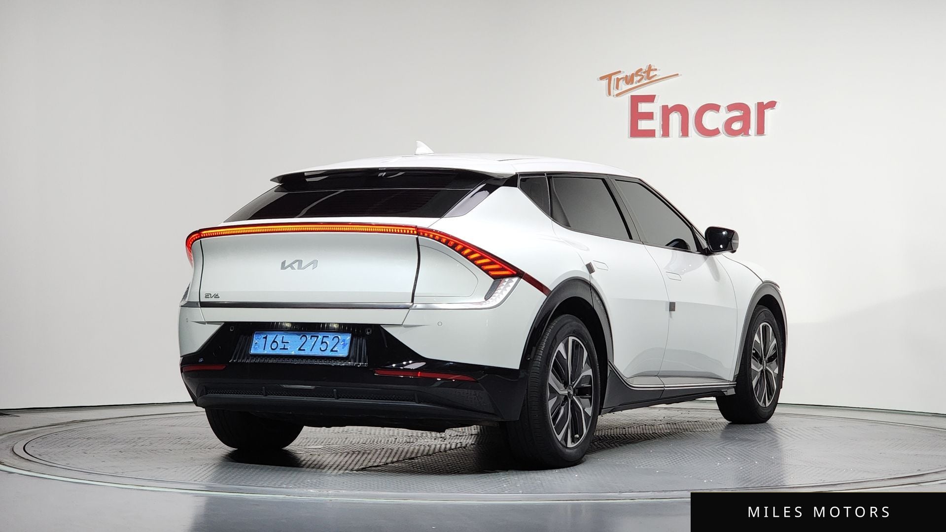 Kia EV6 2022 — миниатюра 2