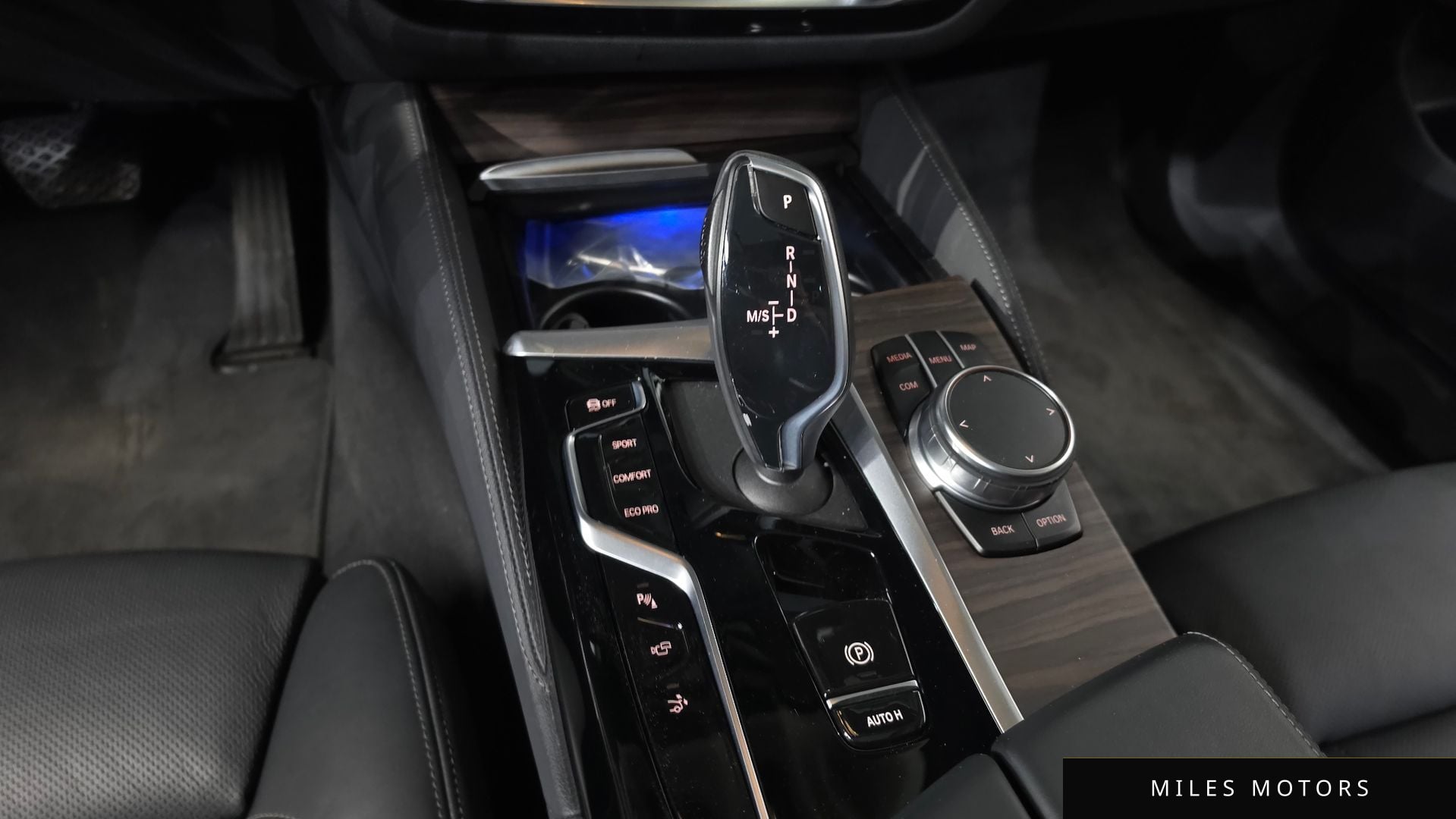 BMW 6 Series GT (G32) 2023 — миниатюра 12