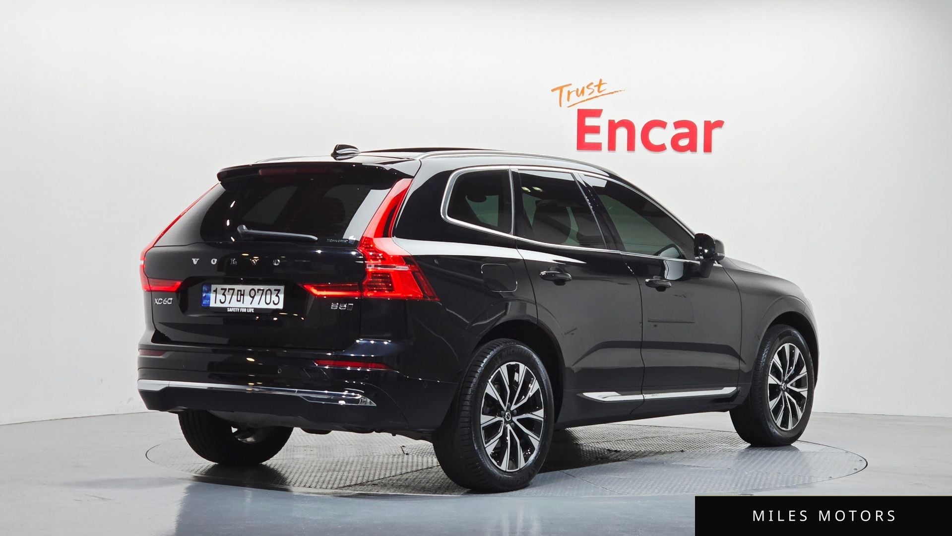 Volvo XC60 2024 — миниатюра 2